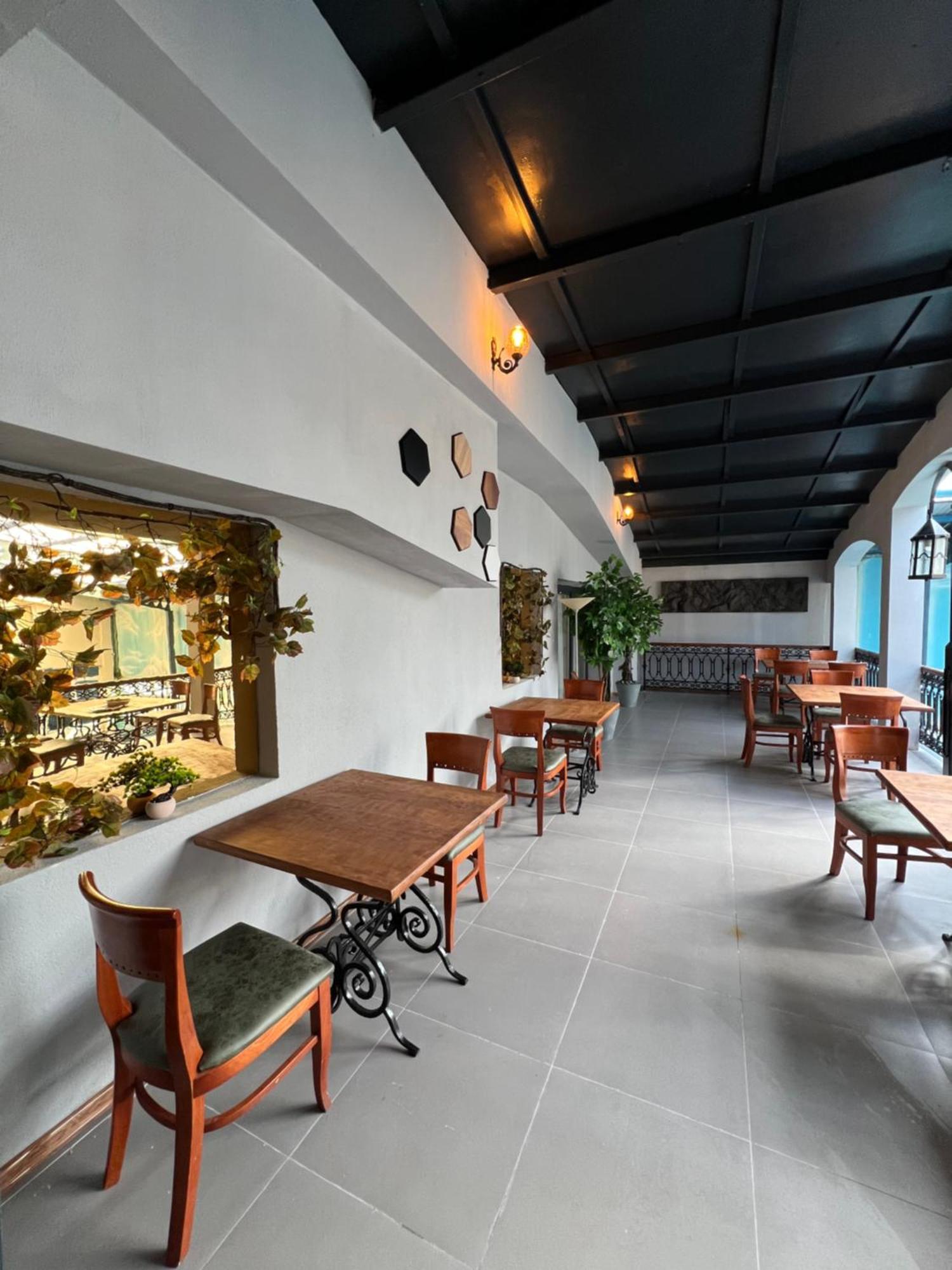 Hotel Princi I Arberit Приштина Экстерьер фото
